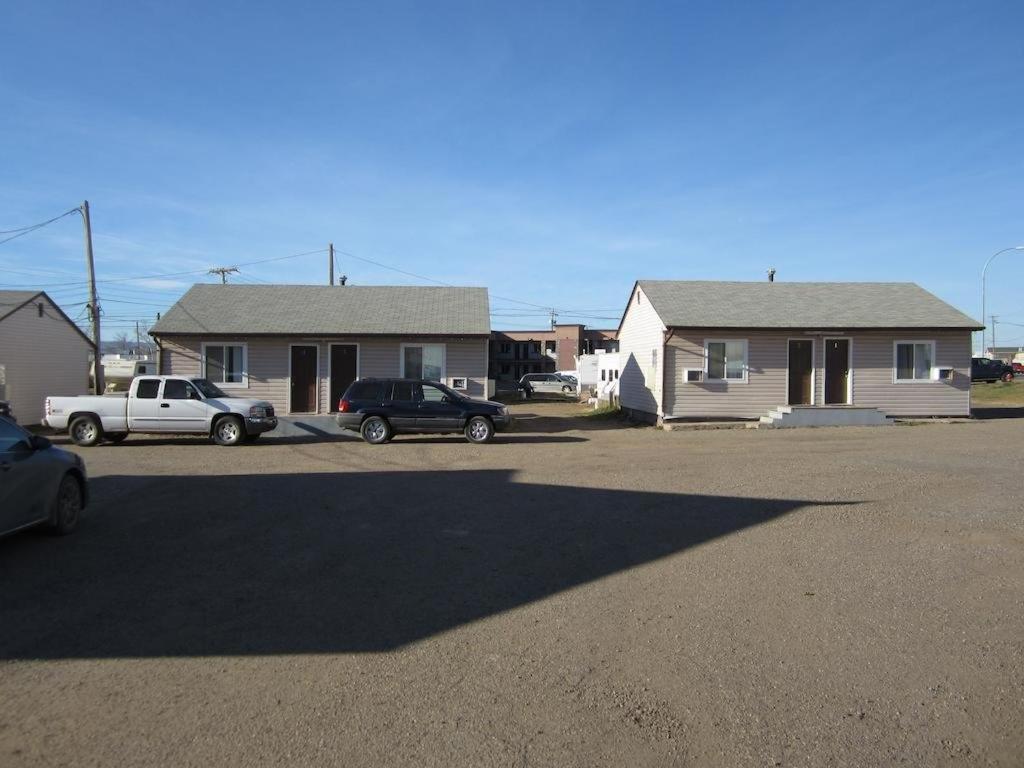 Midtown Motel On Alaska Ave Доусън Крийк Екстериор снимка